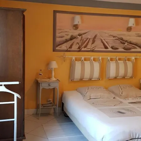 Bed & Breakfast Le Clos De La Pagerie